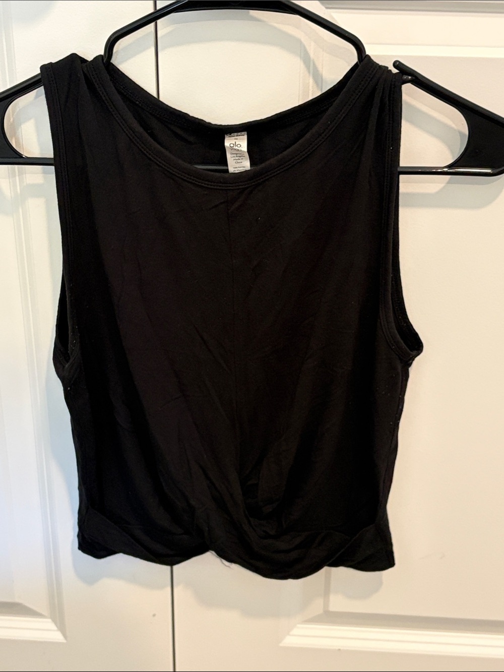 ALO Yoga Black Twist-Front Sleeveless Tank